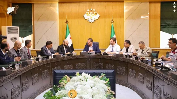 إدارة المدينة الصناعية في الشيخ نجار توقع عقد أول مول