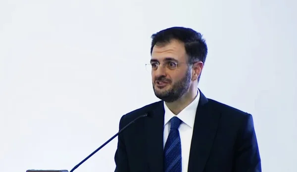 سوريا تستعد لإطلاق مشغل خليوي جديد ورفع كفاءة الهيئة الناظمة للاتصالات