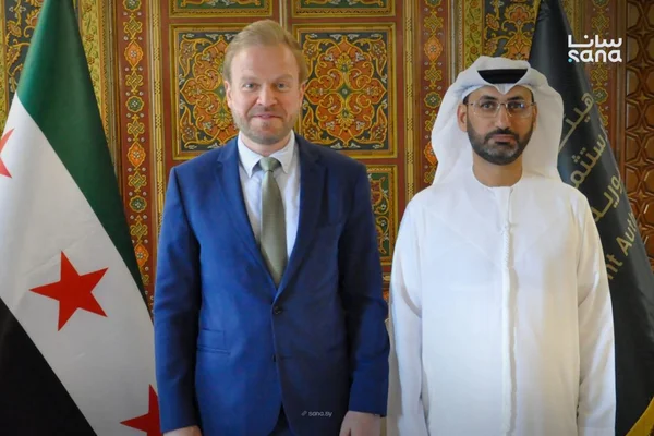 هيئة الاستثمار السورية تبحث مع السفير الإماراتي مخرجات المنتدى الاقتصادي