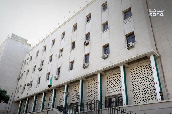 السورية للبريد تستأنف نقل الطرود الداخلية بعد 10 سنوات من التوقف