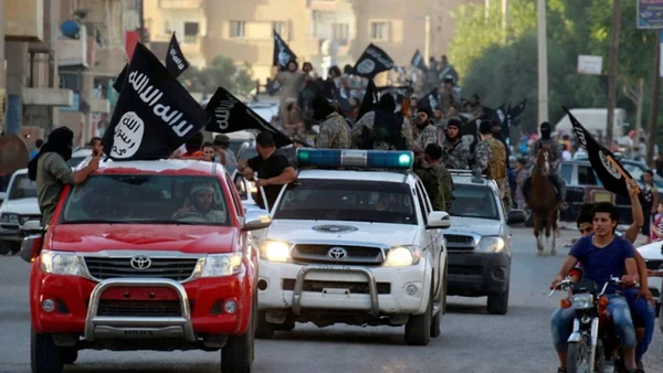 جهاديون ألمان في الجيش السوري الجديد.. تحقيقات تكشف هشاشة المرحلة الانتقالية وسط استنهاض مقاتلين أجانب