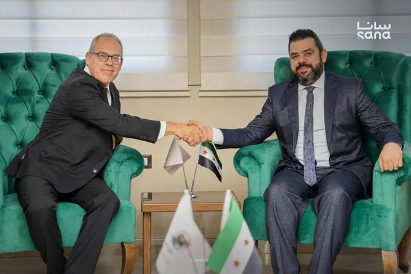 رئيس الهيئة الوطنية للمفقودين يبحث مع القائم بالأعمال الألماني التعاون الإنساني