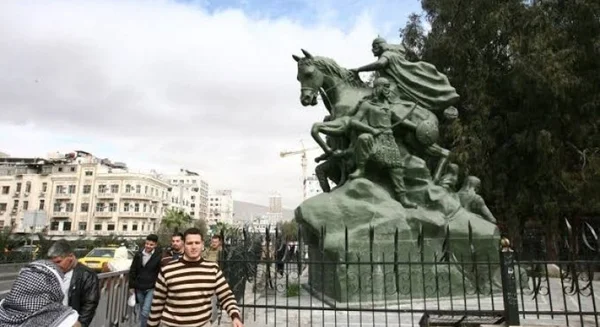 محافظة دمشق توضح أسباب نقل تمثال صلاح الدين الأيوبي