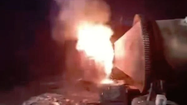 محافظ حلب يتوعد بكشف مصدر الدخان والروائح الكريهة المنتشرة