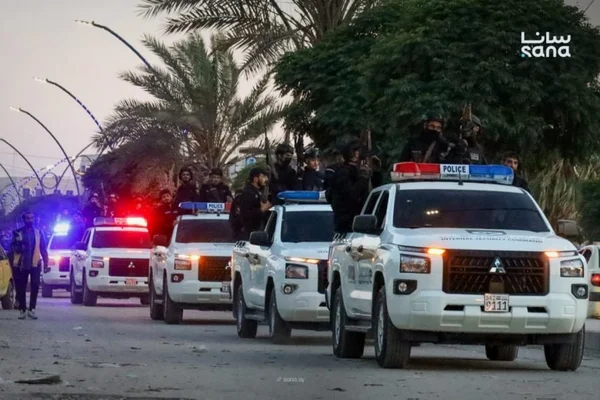 القبض على عصابة ترويج عملات أجنبية مزيفة في الرقة