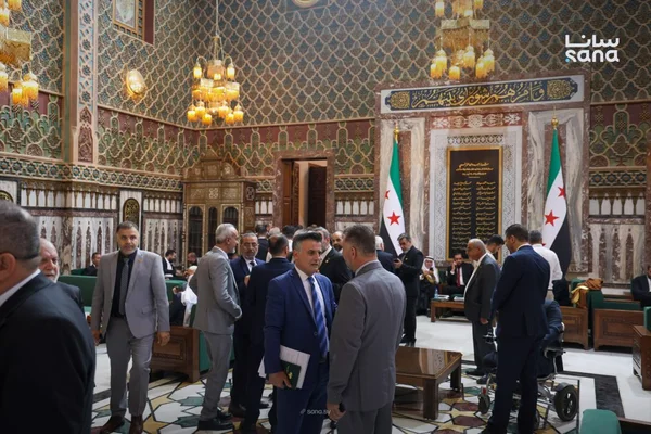 مجلس الشعب ينجز 60 بالمئة من مواد نظامه الداخلي