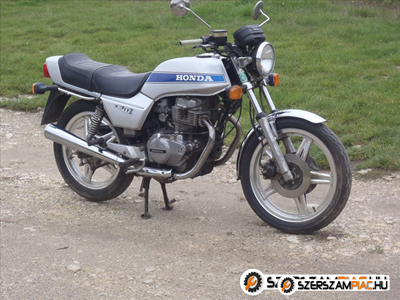 HONDA CB 400N,1980-as,23709km-rel,Ausztriából bontódik Tapolcán.