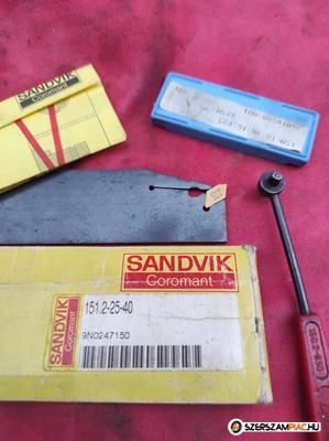 Esztergakés/32mm Sandvik penge+10db Sandvik lapkával/Számla cégeknek is 