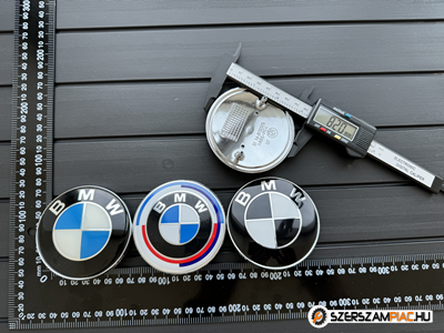 ÚJ BMW 82mm CSOMAGTARTÓ GÉPHÁZ GÉPTETŐ MOTORHÁZTETŐ EMBLÉMA JEL 51148132375 51148219237