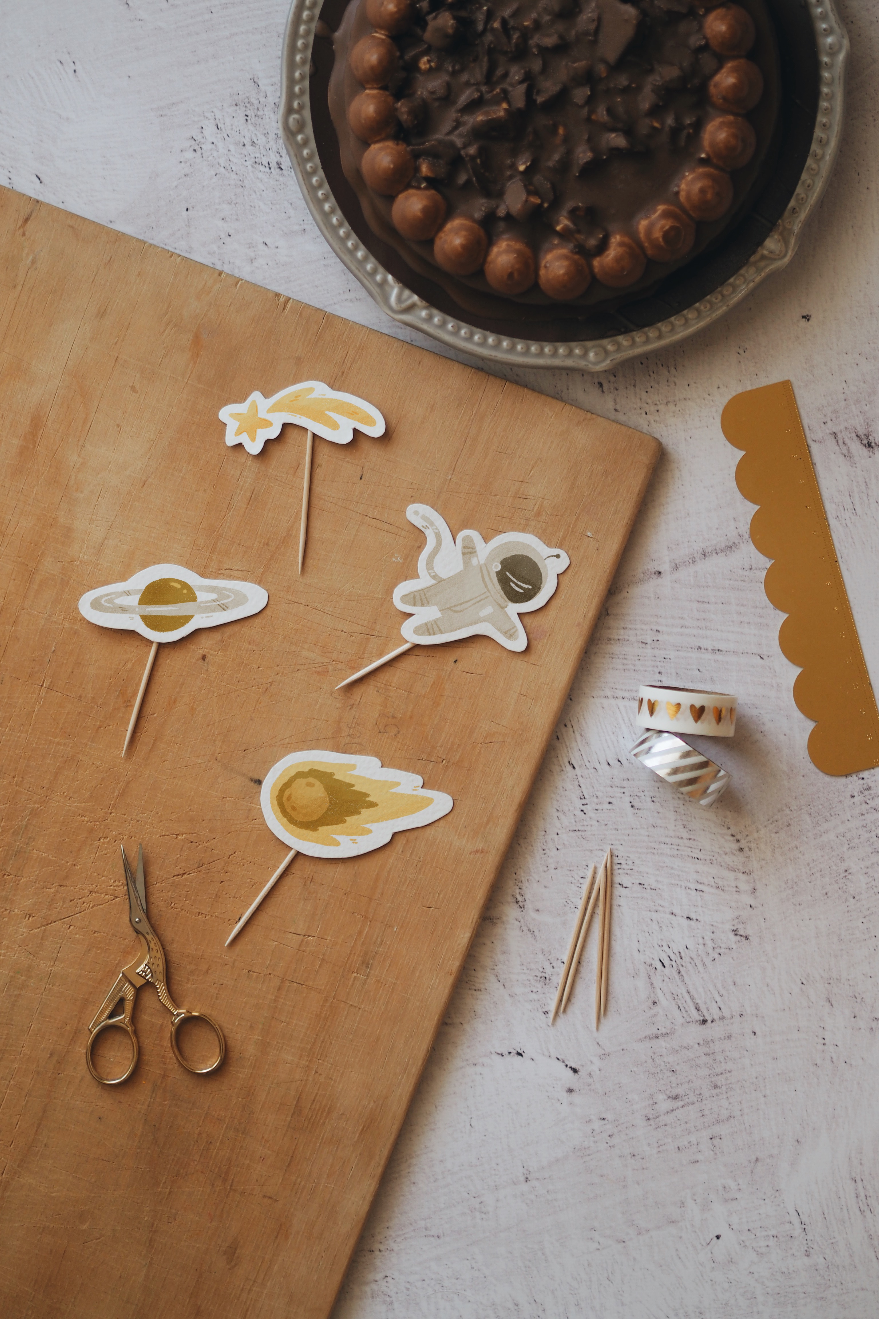 ŰRUTAZÓ tortadísz // letölthető, nyomtatható