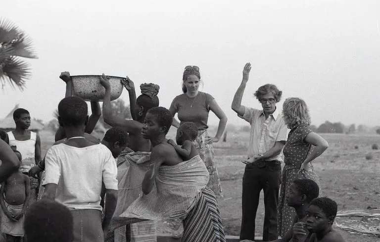 Komunikatywne nauczanie języka (CLT): Język jest komunikacją (lata 1970-1980)