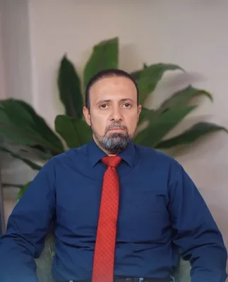 احمد حسن الزرفي