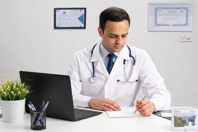 مجبتى عماد عبدالكريم - الطب الباطني