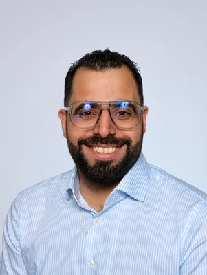 الاختصاص نائل الجزائري