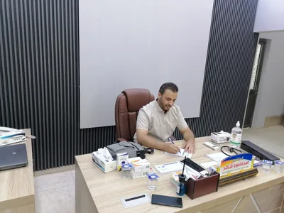 عمر محمود شاكر
