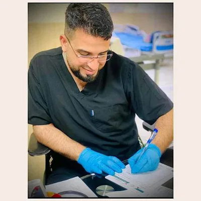 حسام مزار المحنة