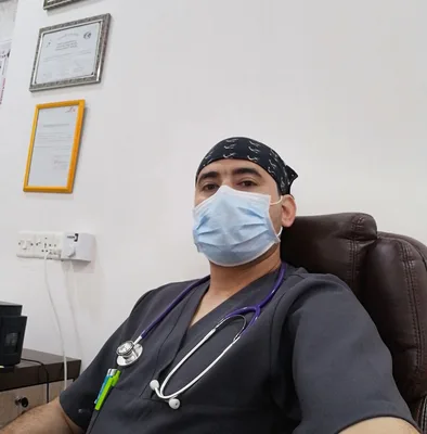 عمر محمد شكوري - طب الطوارئ