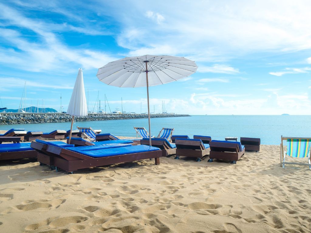 ชายหาด พัทยา สวย ๆ