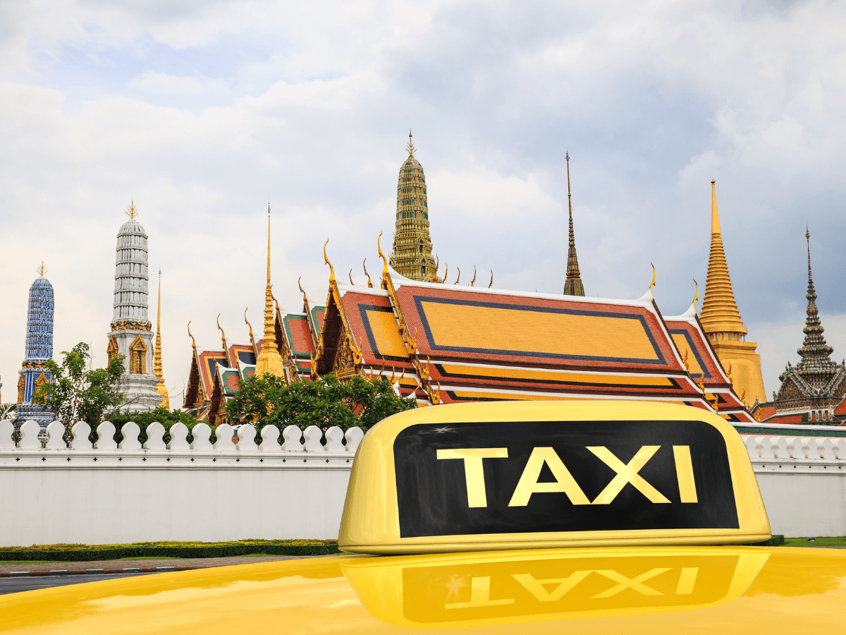 เดินทางจากสนามบิน กรุงเทพ