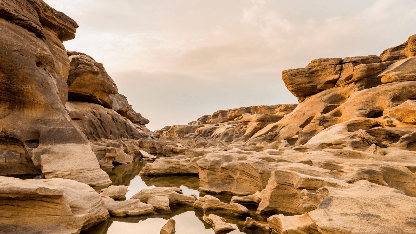 places in Thailand to go