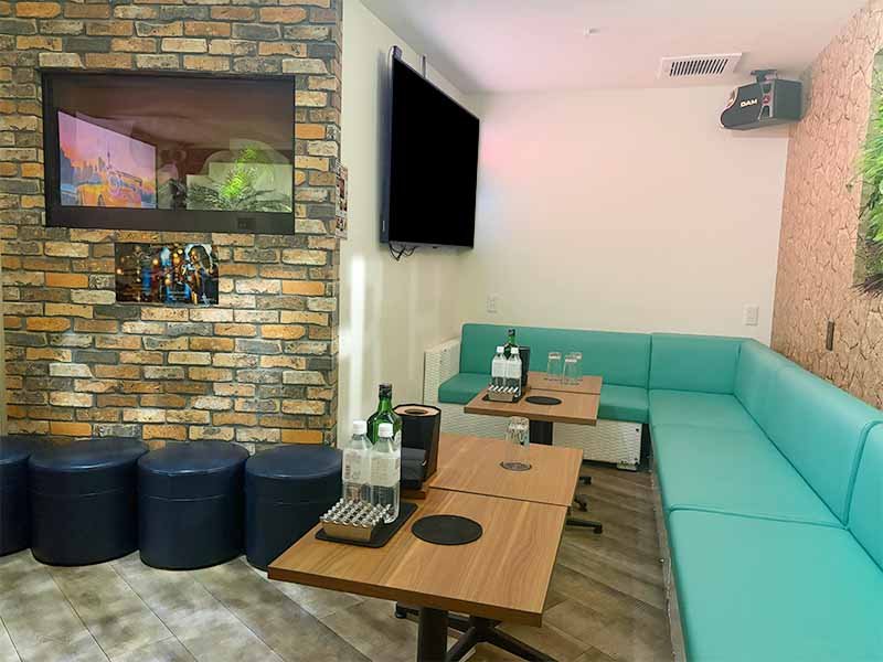 東京_赤羽_Bella Notte(ベラノッテ)_黒服求人_左