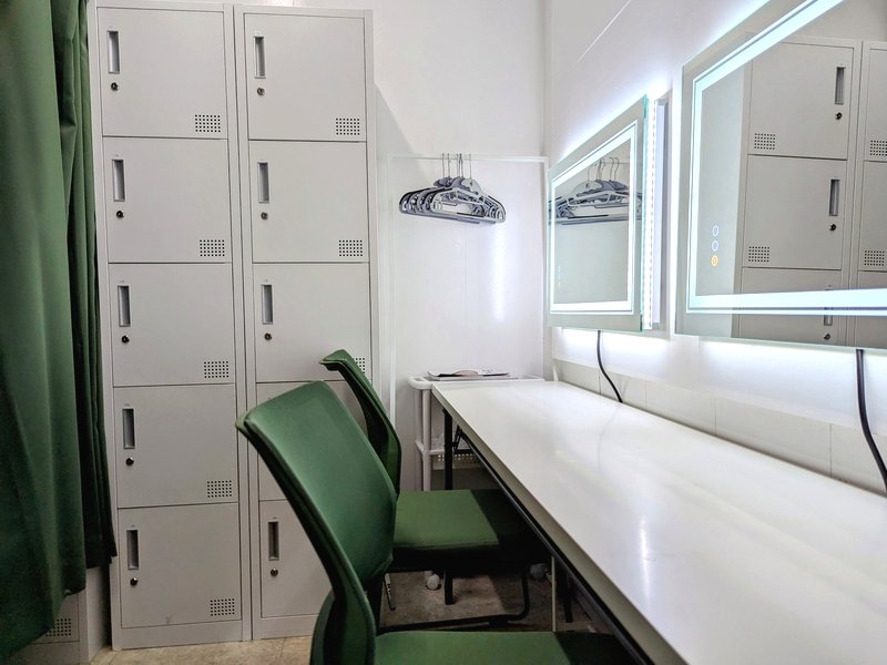 東京_北千住_DAISY(デイジー)_体入求人_バックルーム4