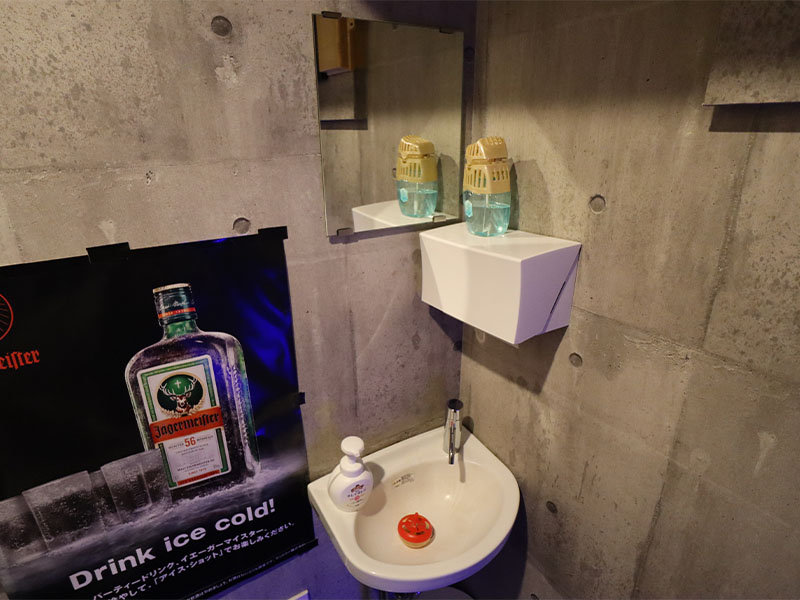 東京_新宿_Cafe&Bar えみゅ(エミュ)_体入求人_バックルーム1