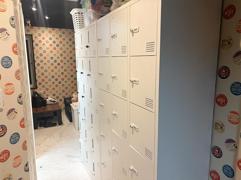 東京_赤羽_Tiana(ティアナ)_体入求人_バックルーム1