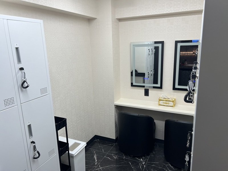 東京_錦糸町・亀戸_Trinity(トリニティ)_体入求人_バックルーム1