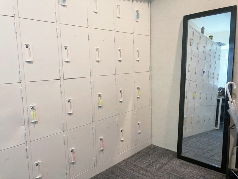 千葉_千葉_CLUB万寿(マンジュ)_体入求人_バックルーム1