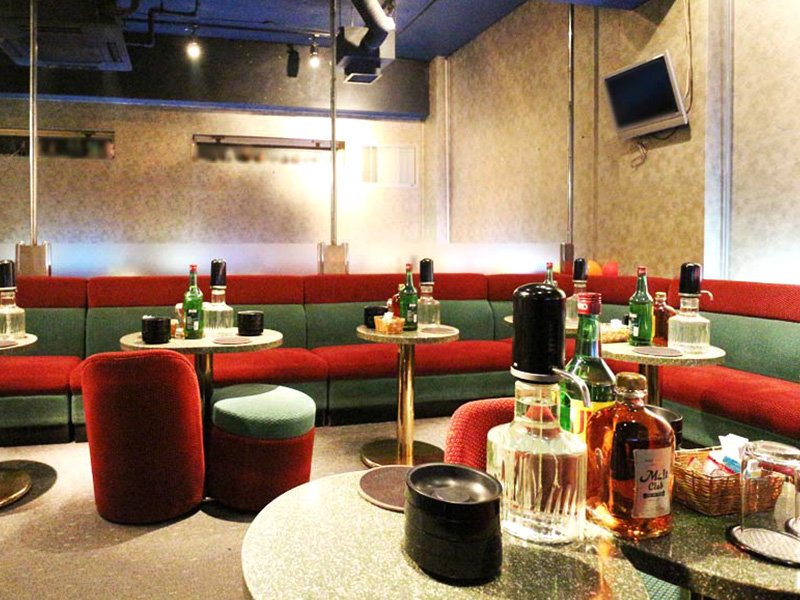 東京_北千住_Pub Lounge amy(アミー)_黒服求人_店内3