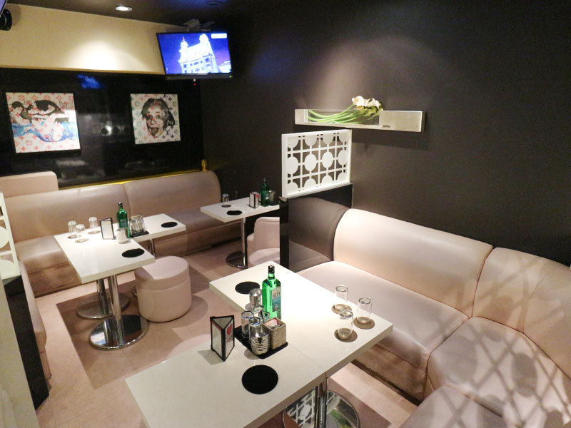 東京_歌舞伎町_【朝・昼】SUI(スイ)_黒服求人_店内2