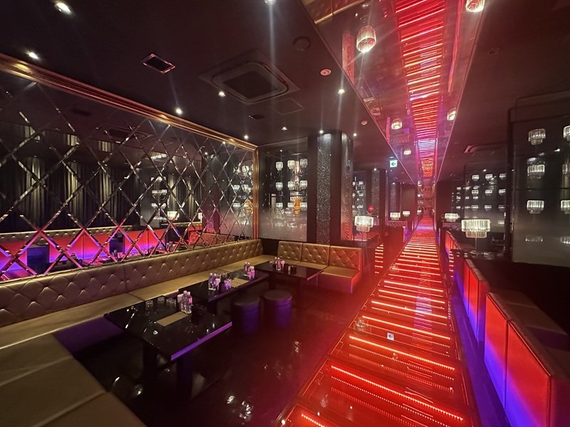 東京_上野_LUXURY CLUB MINT(ミント)_黒服求人_店内5
