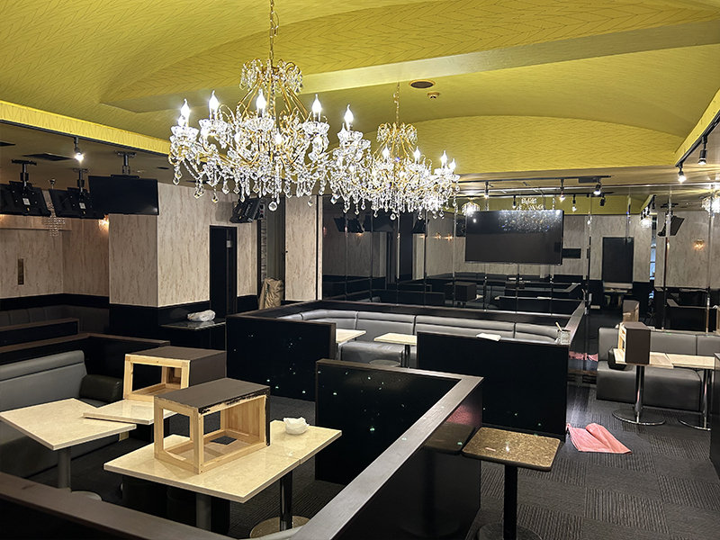 埼玉_川口_club Queen(クイーン)_黒服求人_店内3