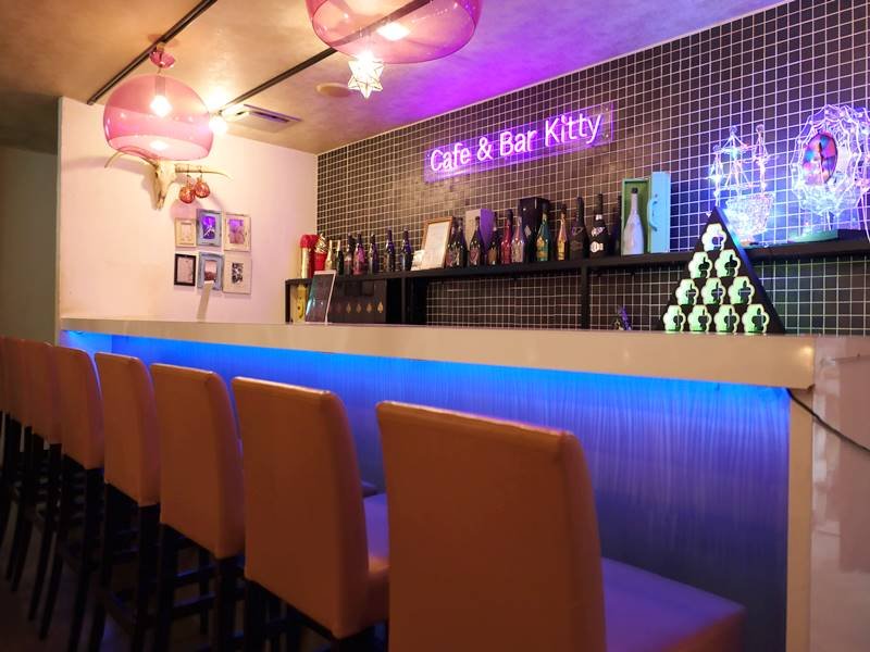 神奈川_新横浜_Girls Bar Kitty(キティ)_黒服求人_店内6