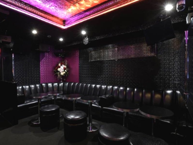東京_歌舞伎町_CLUB Chess(チェス)_黒服求人_店内2