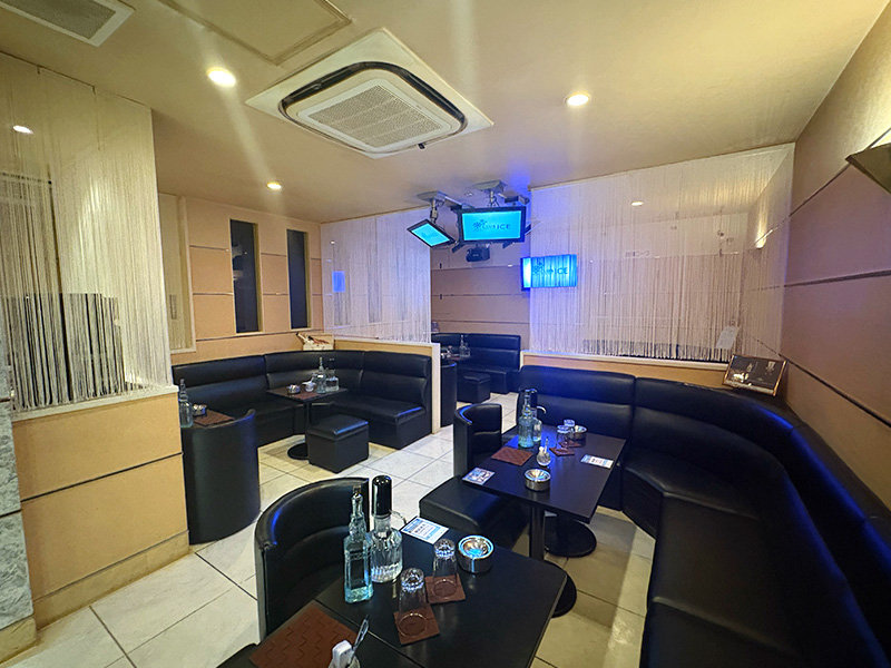 埼玉_上尾_CLUB ICE(アイス)_黒服求人_店内2