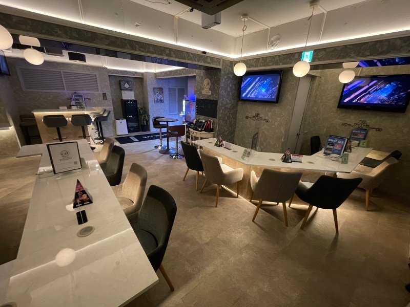 東京_錦糸町・亀戸_Girls Bar DONPY(ドンピー)_黒服求人_店内1