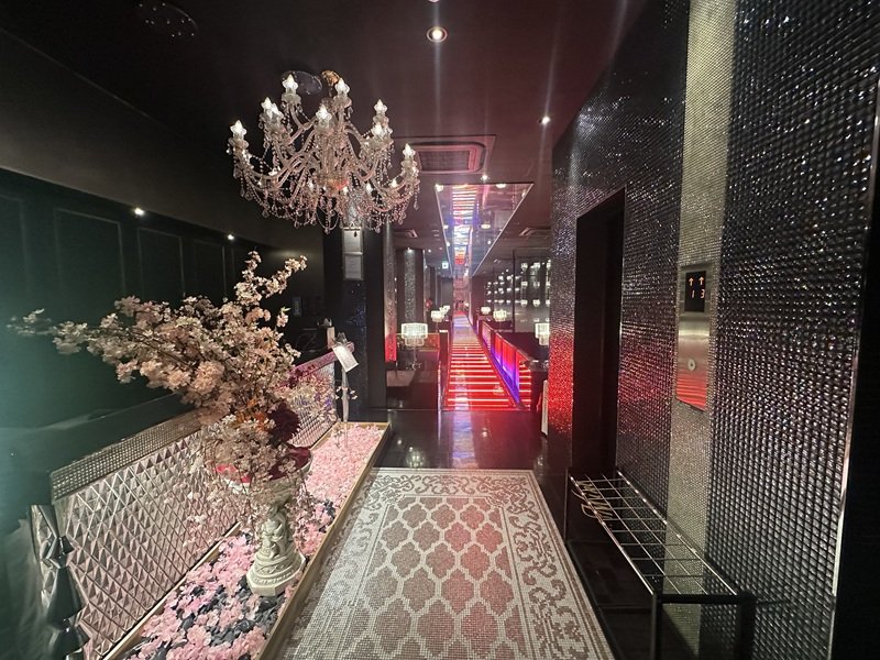 東京_上野_LUXURY CLUB MINT(ミント)_黒服求人_店内9