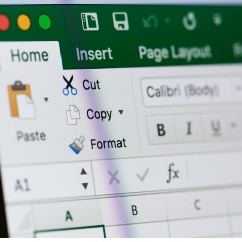 Kako maknuti crte u Excelu Na zalonu prikazana alatna traka Microsoft Excela