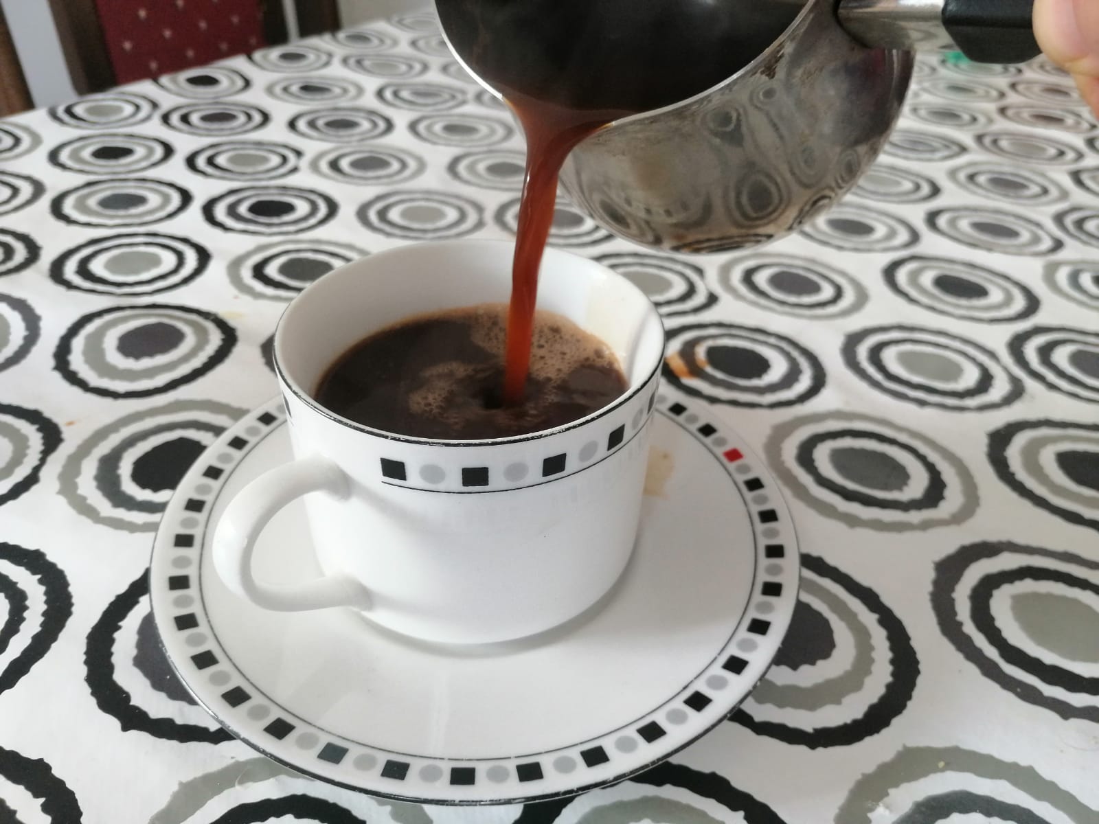 turska kava u šalici