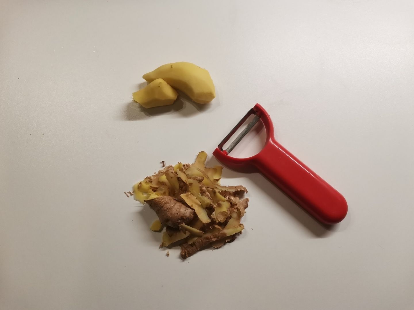 Oguljeni đumbir