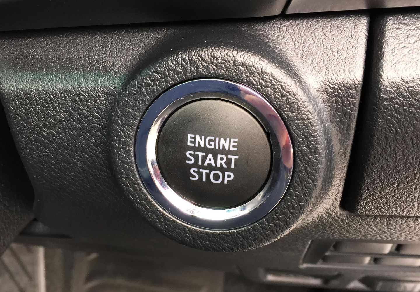 engine start stop gumb za paljenje auta