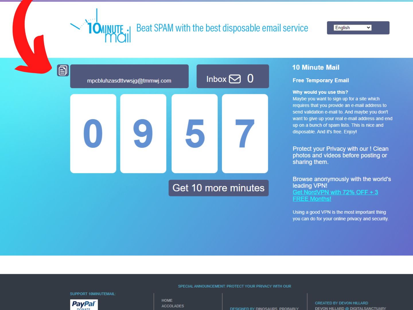 Koristi dobivenu e-mail adresu Na web stranici www.10minutemail.com crvena strelica pokazuje na dobivenu e-mail adresu