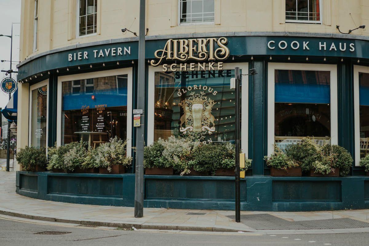 ## Alberts Schenke