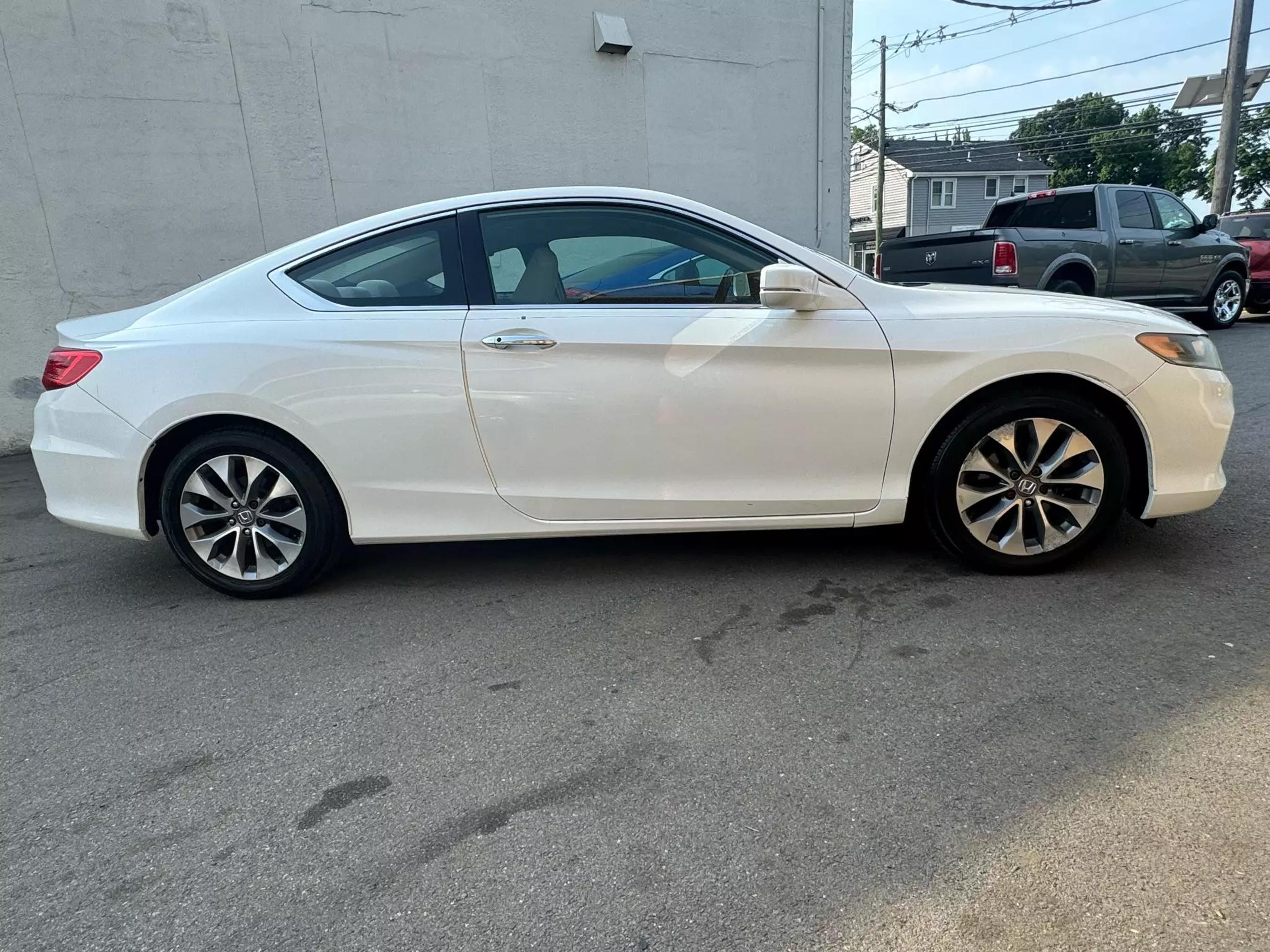 Used 2014 Honda Accord EX with VIN 1HGCT1B78EA004479 for sale in Garfield, NJ