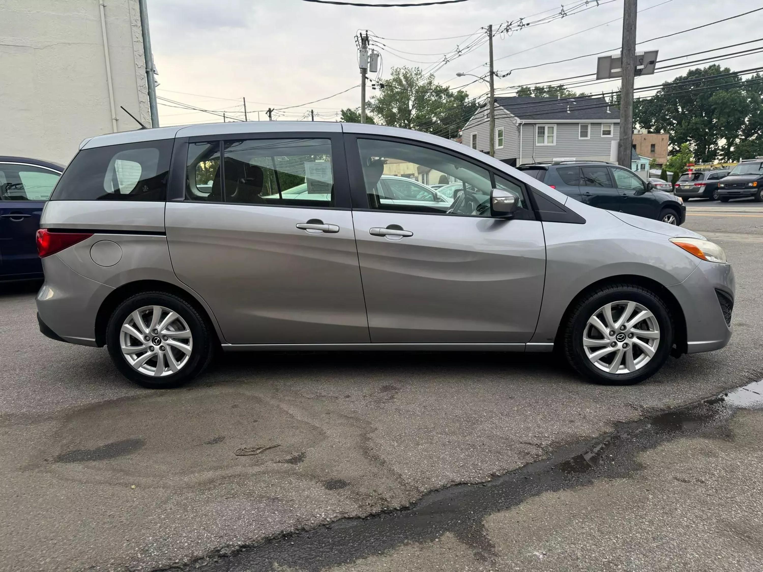 Used 2014 Mazda MAZDA5 Sport with VIN JM1CW2BL0E0166153 for sale in Garfield, NJ