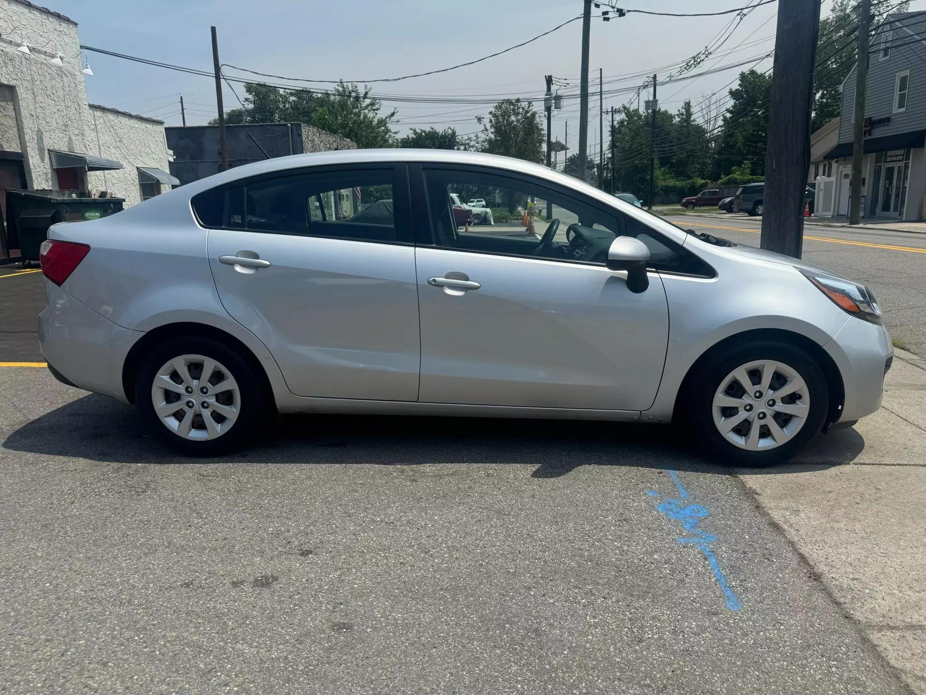 Used 2014 Kia Rio LX with VIN KNADM4A31E6356397 for sale in Garfield, NJ