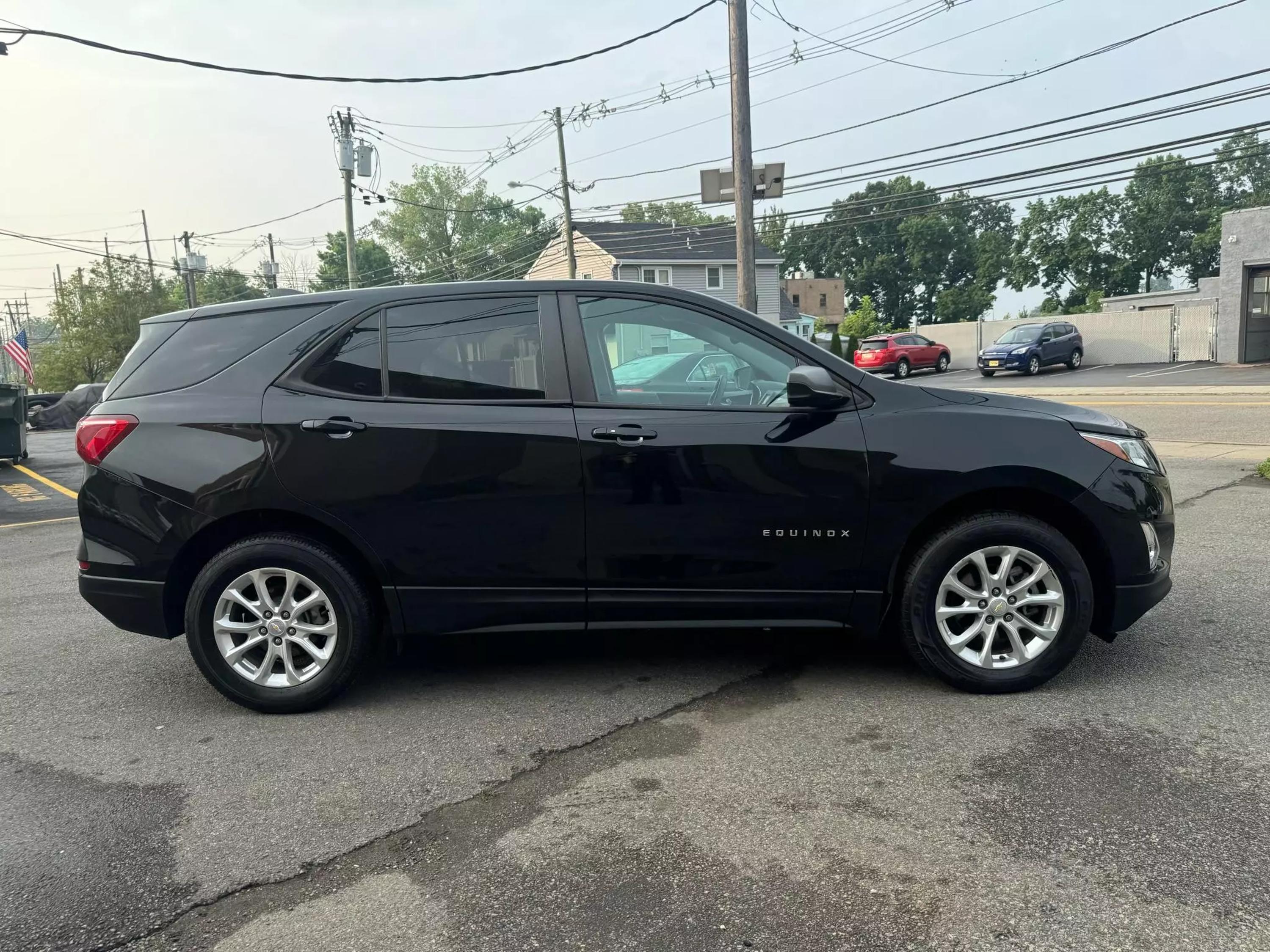 Used 2020 Chevrolet Equinox LS with VIN 2GNAXSEVXL6161328 for sale in Garfield, NJ