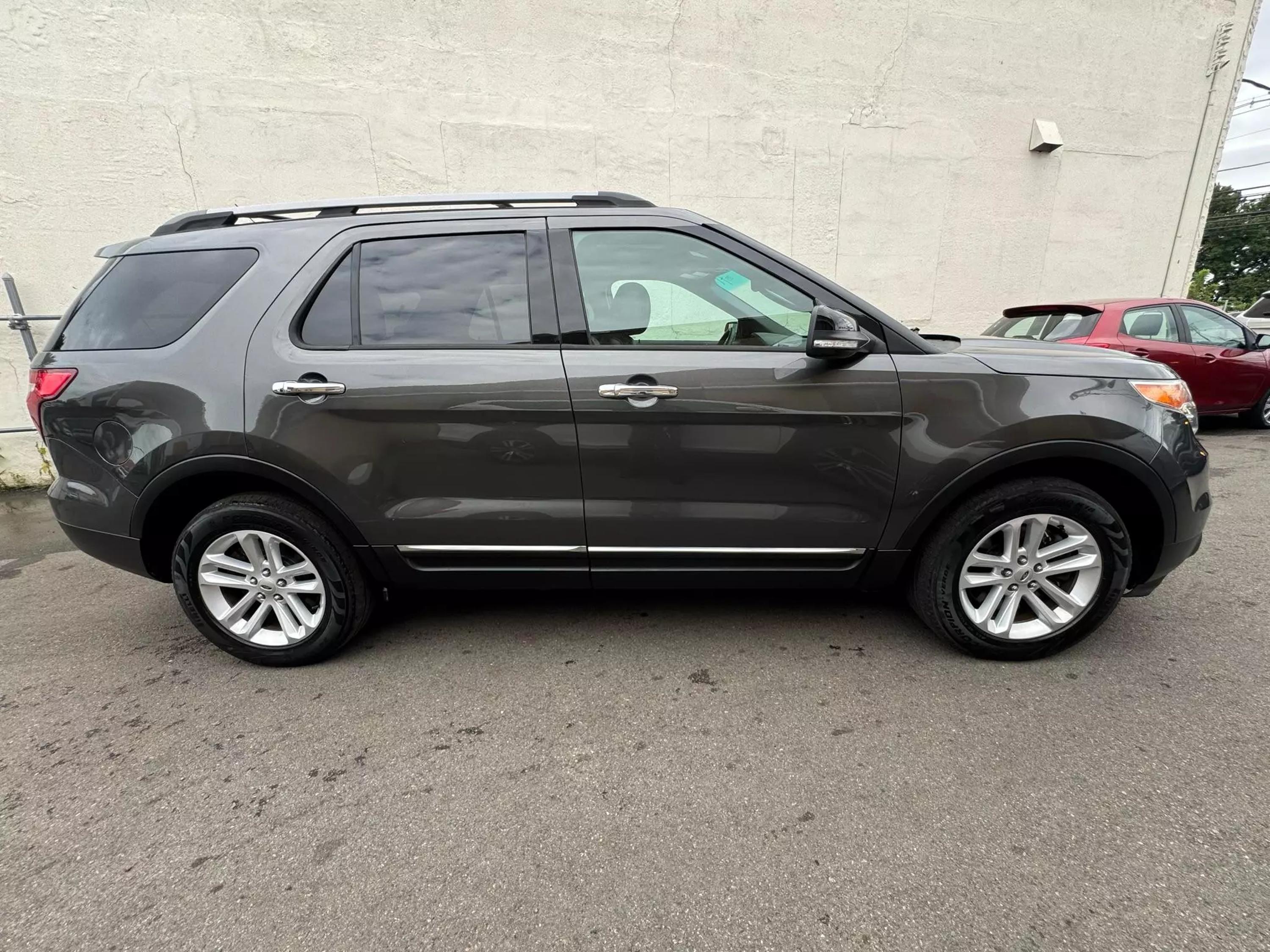 Used 2015 Ford Explorer XLT with VIN 1FM5K8D86FGB28771 for sale in Garfield, NJ